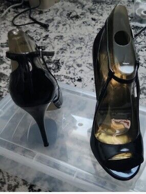 Guess Heels